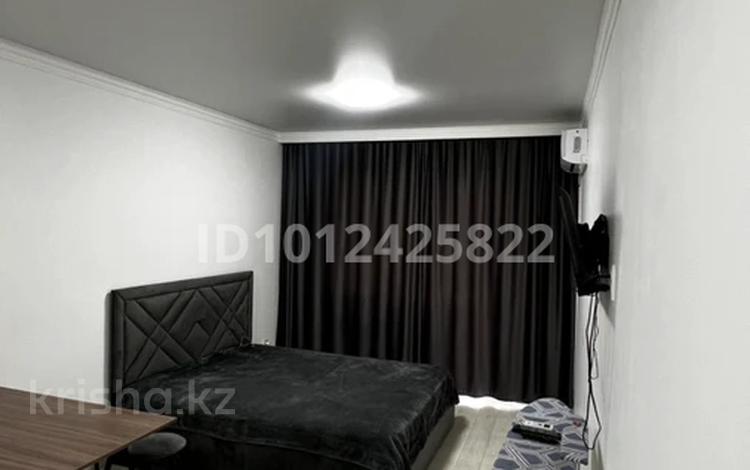 1-комнатная квартира · 33 м² · 10/10 этаж, Толеби 285 — Утеген батыра за 14 000 ₸ в Алматы — фото 2