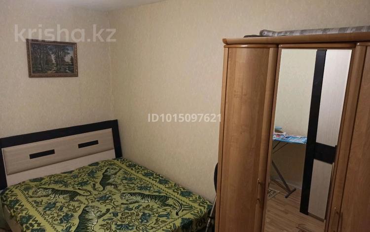 2-бөлмелі пәтер · 72 м² · 6/9 қабат, 10 микрорайон — 1, бағасы: 150 000 ₸ в Аксае — фото 2