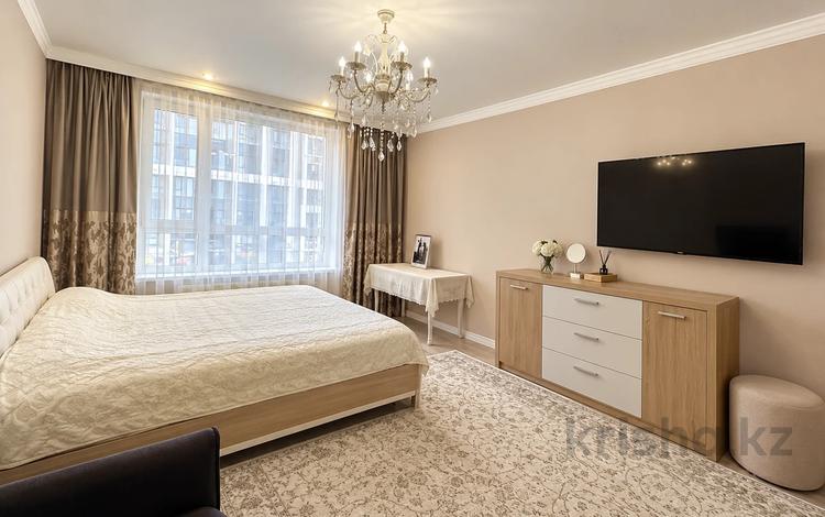 1-комнатная квартира · 42 м² · 3/17 этаж, Аль Фараби 11/1 за 230 000 ₸ в Астане, Есильский р-н — фото 2