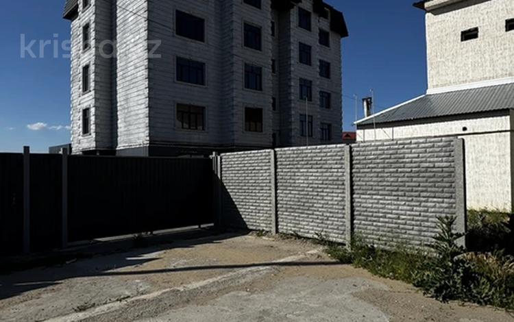 3-бөлмелі пәтер · 106.7 м² · 4/6 қабат, Микрорайон Байтерек 6Б — Между обл и гор детской больницей, бағасы: 27 млн ₸ в Таразе — фото 3