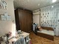 1-комнатная квартира · 30.5 м² · 5/5 этаж, Нуркена Абдирова 54 за 12.5 млн ₸ в Караганде, Казыбек би р-н — фото 2