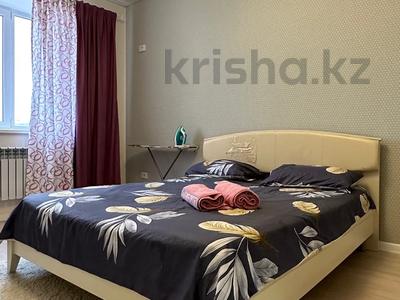 1-бөлмелі пәтер · 50 м² · 9/10 қабат, Нұрсая ш/а., Таумуш Жумагалиев 15, бағасы: 10 000 ₸ в Атырау, мкр Нурсая