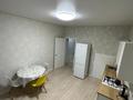 1-комнатная квартира · 50 м² · 9/10 этаж, мкр Нурсая, Таумуш Жумагалиев 15 за 10 000 〒 в Атырау — фото 6