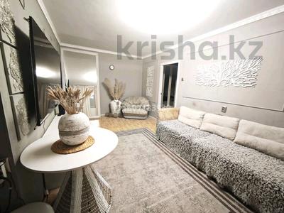 2-комнатная квартира · 48 м² · 4/5 этаж, мкр 5 65а — Центральный Стадион за 17 млн 〒 в Актобе