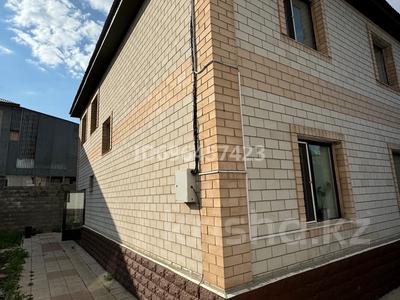 Жеке үй · 14 бөлме · 150 м² · 15 жүзд., Садвакасова 21, бағасы: 120 млн ₸ в Астане, р-н Байконур