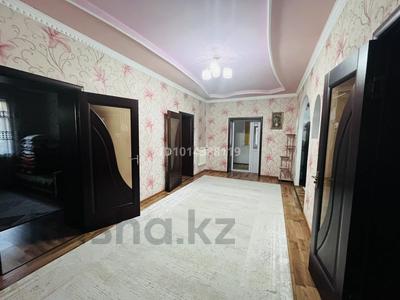 Отдельный дом · 4 комнаты · 270 м² · 10 сот., Жезқазған 166 за 30 млн ₸ в Туркестане