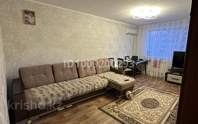 3-бөлмелі пәтер · 65 м² · 2/9 қабат, Жумабаева 113 — Жумабаева -Абая, бағасы: 34 млн ₸ в Петропавловске — фото 2