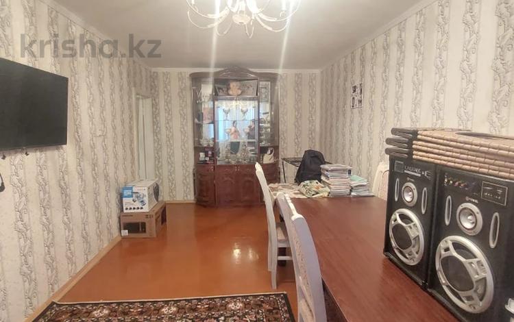 2-комнатная квартира, 43 м², 1/5 этаж, Сатбаева за 8.9 млн 〒 в Таразе — фото 11