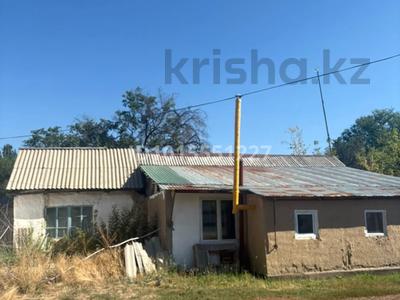 Отдельный дом · 3 комнаты · 72 м² · 16 сот., Аронова 66а — Центральная улица за 10 млн ₸ в Каракастеке
