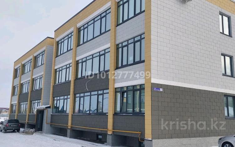 1-комнатная квартира · 35 м² · 3/3 этаж, пдп Юго-Восток 109 — около гипермаркет Дина за 8.4 млн ₸ в Уральске — фото 2