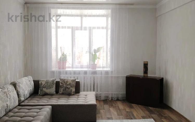 2-бөлмелі пәтер · 60 м² · 2/4 қабат, пр. Н. Назврбаева д.44, бағасы: 23.5 млн ₸ в Усть-Каменогорске — фото 3