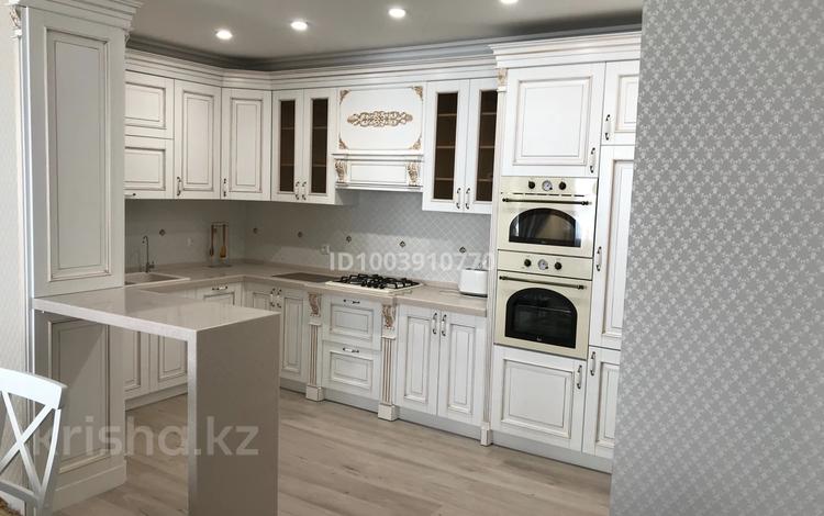 4-бөлмелі пәтер · 132.6 м² · 7/9 қабат, Надежда Крупская 190Б — проспект Студенческий, бағасы: 65 млн ₸ в Атырау — фото 2