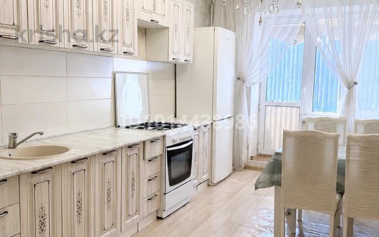 1-комнатная квартира · 45 м² · 1/6 этаж, Уразбаева 2а за 150 000 ₸ в Уральске — фото 21