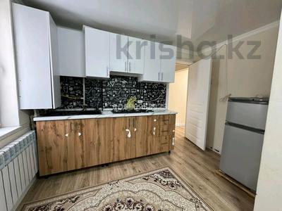 2-бөлмелі пәтер, 60 м², 1/2 қабат ай сайын, Жангозина 49, бағасы: 170 000 〒 в Каскелене