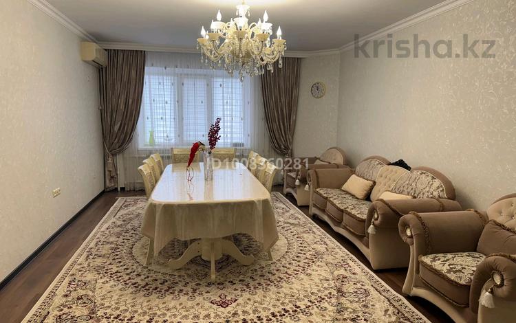 4-комнатная квартира · 165 м² · 4/6 этаж, мкр. Алтын орда, Тауелсиздик 3 за 68 млн ₸ в Актобе — фото 2