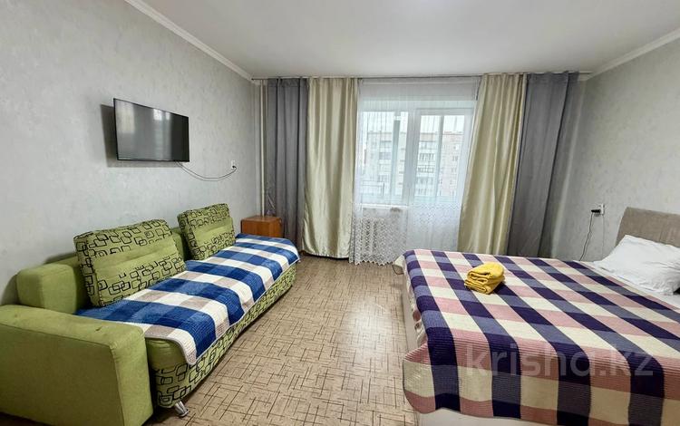 1-бөлмелі пәтер · 40 м² · 8/10 қабат, Байсеитова 47, бағасы: 13 000 ₸ в Семее — фото 2