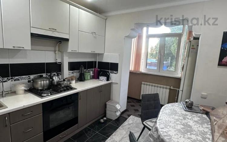 3-бөлмелі пәтер · 70 м² · 2/5 қабат, 11 ш/а., бағасы: 25 млн ₸ в Актобе, мкр 11 — фото 2