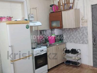 1-бөлмелі пәтер · 17 м² · 2/2 қабат, мкр Мясокомбинат 5, бағасы: 4.2 млн ₸ в Уральске