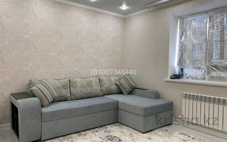 2-комнатная квартира · 70 м² · 2/5 этаж, Достық 62 за 180 000 ₸ в Уральске — фото 2