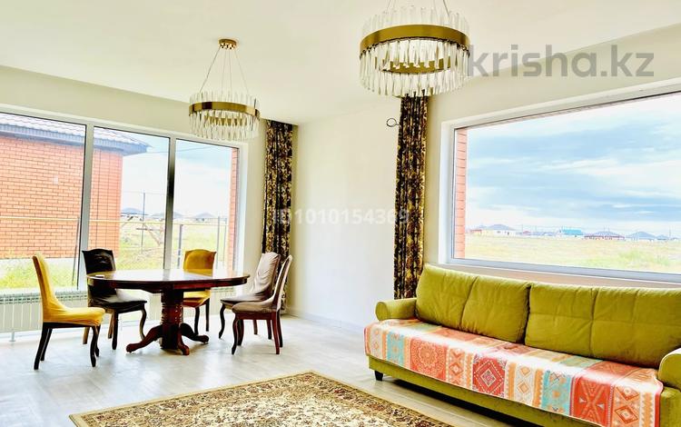 Отдельный дом · 3 комнаты · 120 м² · 10 сот., мкр Сулутор, ЖМ Сулутор за 300 000 〒 в Актобе — фото 2