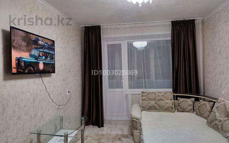 1-комнатная квартира · 35 м² · 2/5 этаж, Майкудук, Майкудук, мкр Восток-3 15 — Ресторан Миллион, Ақ орда, Ақ отау за 12 000 ₸ в Караганде, Алихана Бокейханова р-н — фото 2