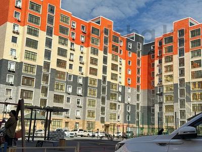 2-комнатная квартира, 77 м², 10/10 этаж посуточно, мкр Атырау, Абулхайыр хана 51а за 14 000 〒