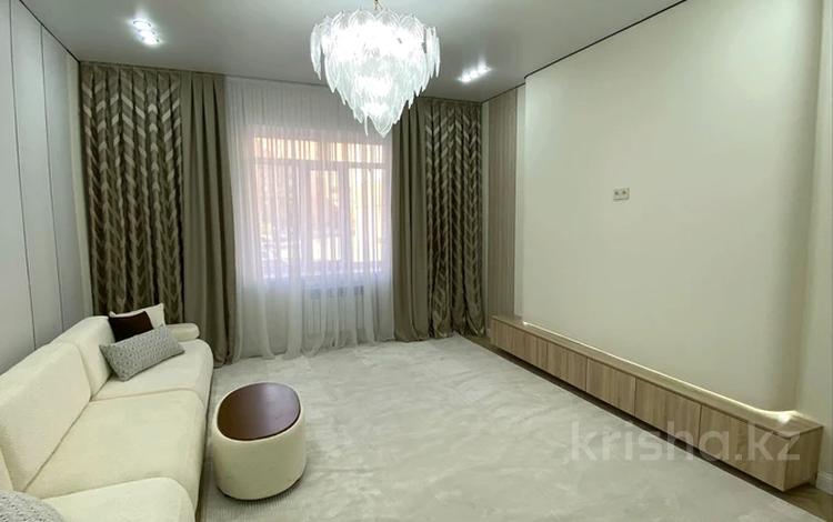 4-бөлмелі пәтер · 130 м² · 1/7 қабат, 17-ш/а., ​17-й микрорайон 107, 110, бағасы: 55 млн ₸ в Актау, 17-й мкр — фото 2