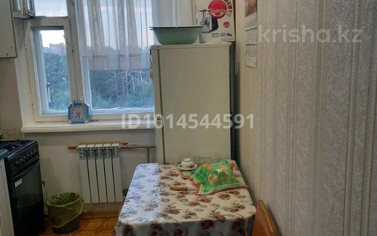 2-комнатная квартира · 44 м² · 5/5 этаж, 7мкр 83 за 6.5 млн ₸ в Степногорске — фото 2