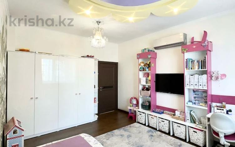 4-бөлмелі пәтер · 126 м² · 9/20 қабат, Абиша Кекилбайулы 270, бағасы: 89 млн ₸ в Алматы, Бостандыкский р-н — фото 19