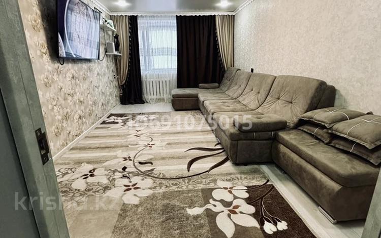 3-комнатная квартира, 63 м², 4/5 этаж, Есенберлина 47 за 25 млн 〒 в Жезказгане — фото 2