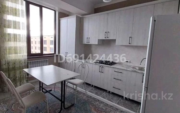 1-комнатная квартира, 47 м², 3/5 этаж помесячно, 15 18 за 100 000 〒 в Туркестане — фото 2