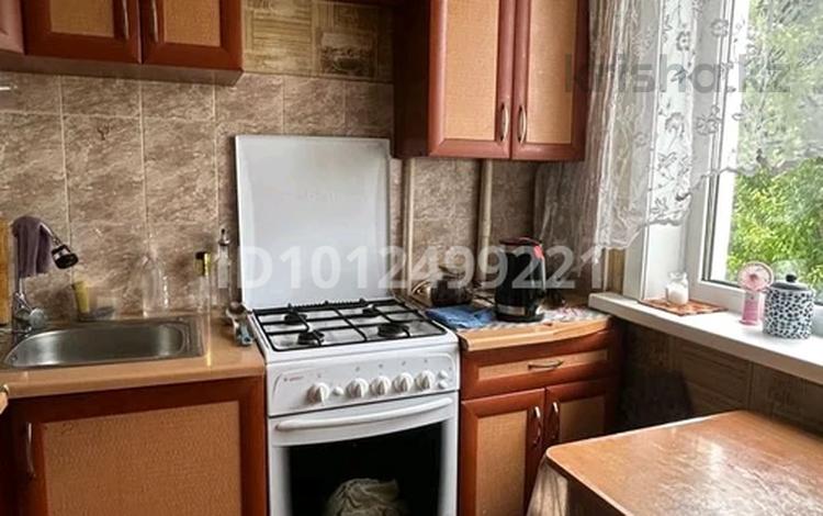 3-комнатная квартира · 62 м² · 4/5 этаж, Ярослава Гашека — Гашека мира за 17 млн ₸ в Петропавловске — фото 2