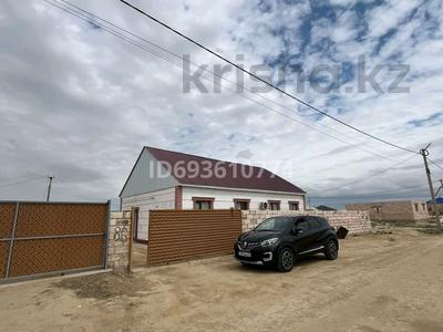 Отдельный дом • 4 комнаты • 140 м² • 10 сот., Астана 8 за 13.5 млн 〒 в Батыре