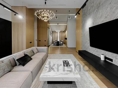 4-комнатная квартира · 235 м² · 4/4 этаж, Жамакаева 252 — Капарова за 500 млн 〒 в Алматы, Медеуский р-н