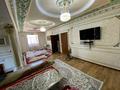 Отдельный дом • 15 комнат • 400 м² • 10 сот., Куралбаев 155 за 120 млн 〒 в Кентау — фото 19