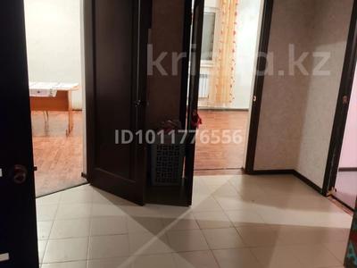 Жеке үй · 3 бөлме · 90 м², Рябинушка 14 — 12 кольцевой Аксункар сто жактагы раион, жаксы жерде орналаскан!!!, бағасы: 13.5 млн ₸ в Актобе