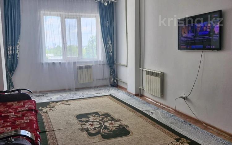 2-бөлмелі пәтер · 75 м² · 4/9 қабат, мкр. Алтын орда 58 — Молдагуловой, бағасы: 22 млн ₸ в Актобе — фото 2