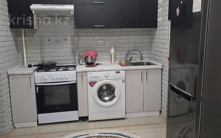2-комнатная квартира · 48 м² · 2/9 этаж, 14-й мкр 32а за 130 000 ₸ в Актау — фото 2