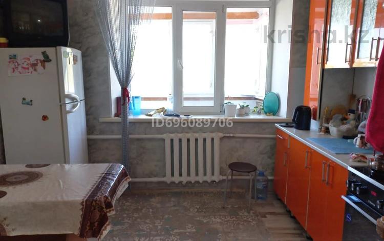 2-бөлмелі пәтер · 54 м² · 2/4 қабат, Ауезова 89, бағасы: 15 млн ₸ в Семее — фото 6