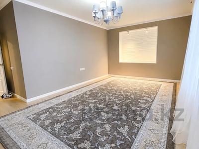 3-бөлмелі пәтер · 93 м² · 2/9 қабат, сурова 120, бағасы: 39.8 млн ₸ в Уральске