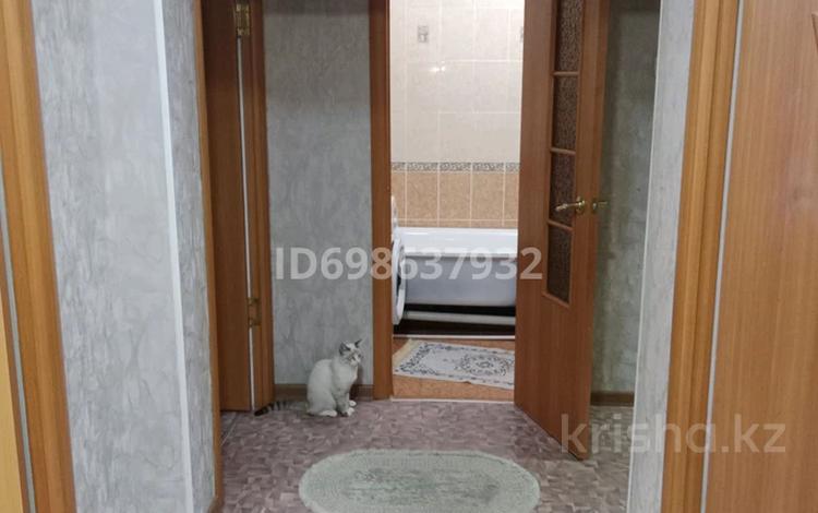 3-бөлмелі пәтер · 64 м² · 5/5 қабат, Шаталюка 52 — Возле 15- школы., бағасы: 16 млн ₸ в Сатпаев — фото 2