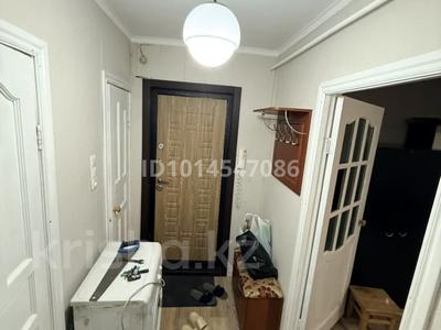 1-бөлмелі пәтер · 40 м² · 2/9 қабат, Строитель ш/а. 43, бағасы: 100 000 ₸ в Уральске, мкр Строитель