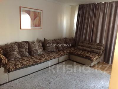 3-комнатная квартира · 60 м² · 2/5 этаж, Ауэзова 32 — Богенбая за 270 000 〒 в Астане, Сарыарка р-н