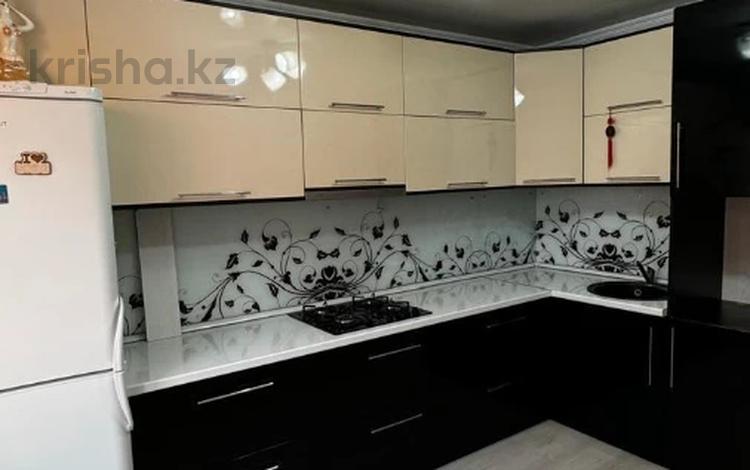 2-бөлмелі пәтер · 61.2 м² · 5/5 қабат, 5-й Микрорайон 12, бағасы: 27 млн ₸ в Костанае — фото 2