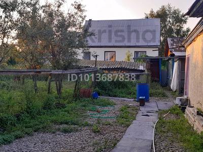 Отдельный дом · 4 комнаты · 90 м² · 5 сот., Калинина за 10 млн ₸ в Петропавловске