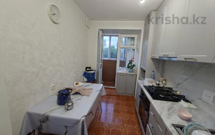 3-бөлмелі пәтер · 58.2 м² · 3/5 қабат, Михайловка ш/а., Крылова 38, бағасы: 29.8 млн ₸ в Караганде, Казыбек би р-н — фото 3