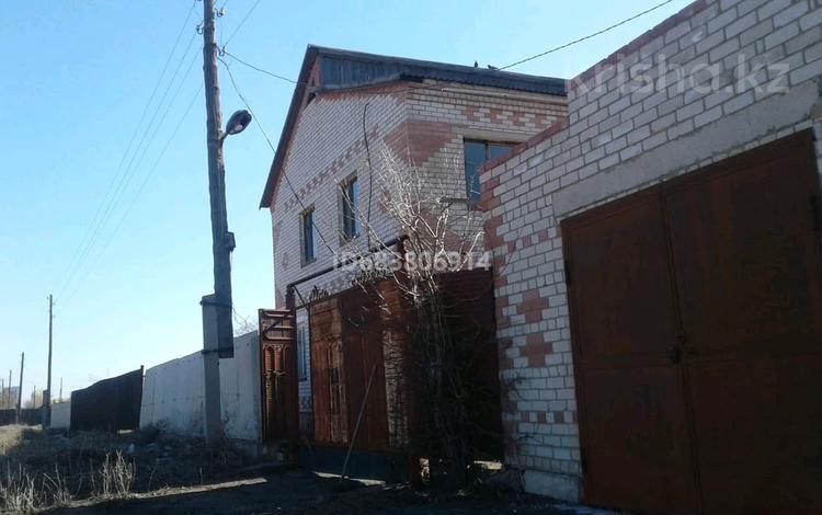 Отдельный дом · 5 комнат · 320 м² · 10 сот., Южная 10 за 17.7 млн ₸ в Семее — фото 7