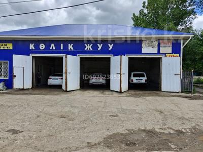 Жқб, автосервистер мен көлік жуу · 400 м², бағасы: 60 млн ₸ в Актобе, мкр Москва