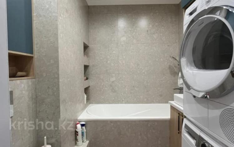 3-комнатная квартира · 105 м² · 13/21 этаж, Варламова за 98 млн ₸ в Алматы, Алмалинский р-н — фото 2