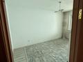 2-комнатная квартира · 52 м² · 4/5 этаж, мкр Аксай-1А 10A за 300 000 ₸ в Алматы, Ауэзовский р-н — фото 4